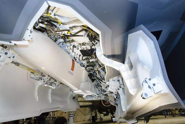 先進(jìn)的導(dǎo)彈正在趨于輕量化,良好的隱身能力,更遠(yuǎn)的射程